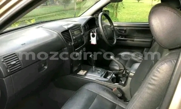 Comprar Usado Kia Sorento De outros Carro em Maputo em Maputo Comprar Usado Kia Sorento De outros Carro em Maputo em Maputo