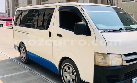Buy Used Toyota Hiace White Car in Maputo in Maputo Buy Used Toyota Hiace White Car in Maputo in Maputo