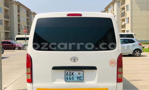 Buy Used Toyota Hiace White Car in Maputo in Maputo Buy Used Toyota Hiace White Car in Maputo in Maputo