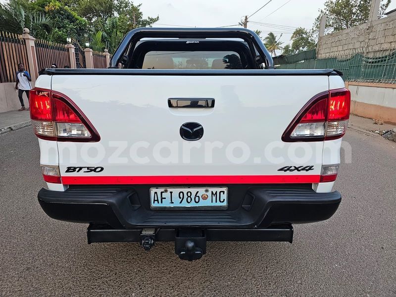 Big with watermark mazda bt 50 maputo maputo 18026