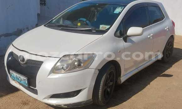 Comprar Usado Toyota Auris Branco Carro em Maputo em Maputo Comprar Usado Toyota Auris Branco Carro em Maputo em Maputo