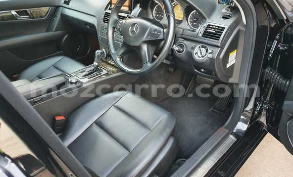 Nunua Ilio tumika Mercedes-Benz C-Classe Nyeusi Gari ndani ya Maputo nchini Maputo Nunua Ilio tumika Mercedes-Benz C-Classe Nyeusi Gari ndani ya Maputo nchini Maputo