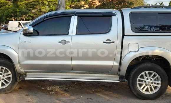 Nunua Ilio tumika Toyota Hilux Nyingine Gari ndani ya Maputo nchini Maputo