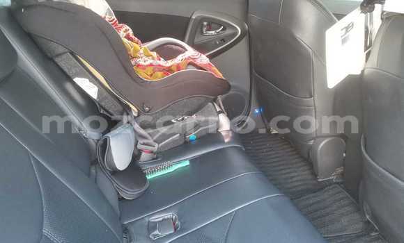 Nunua Ilio tumika Toyota Vanguard Nyingine Gari ndani ya Maputo nchini Maputo Nunua Ilio tumika Toyota Vanguard Nyingine Gari ndani ya Maputo nchini Maputo