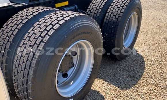 Comprar Usado Nissan UD Branco Caminhão em Maputo em Maputo Comprar Usado Nissan UD Branco Caminhão em Maputo em Maputo