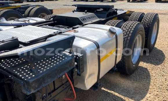 Comprar Usado Nissan UD Branco Caminhão em Maputo em Maputo Comprar Usado Nissan UD Branco Caminhão em Maputo em Maputo