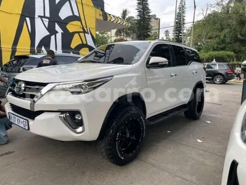 Big with watermark toyota fortuner maputo maputo 18058