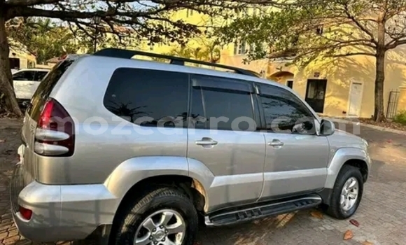 Tenga Tsaru Toyota Land Cruiser Prado Zvimwe Mota in Maputo in Maputo Tenga Tsaru Toyota Land Cruiser Prado Zvimwe Mota in Maputo in Maputo