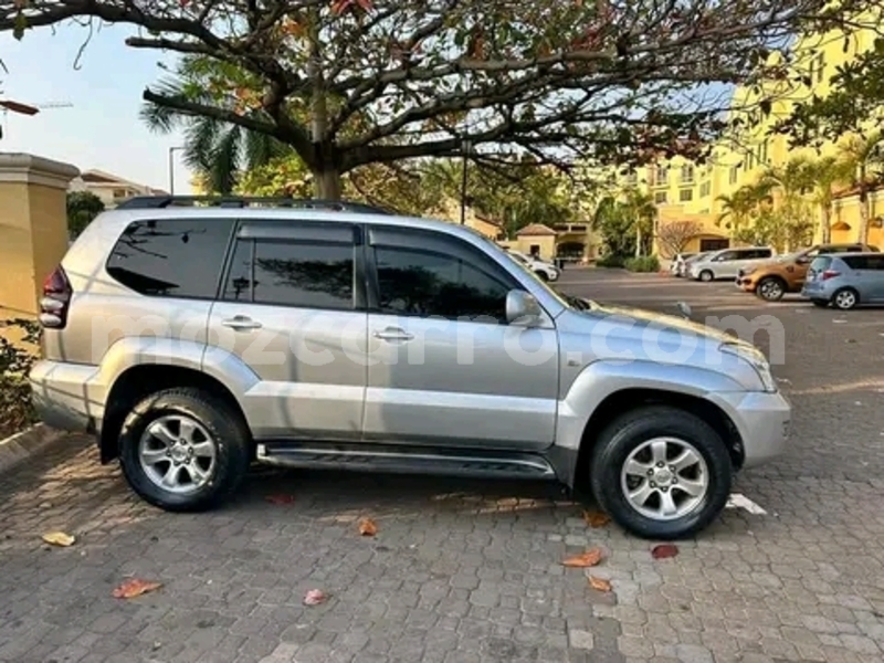 Big with watermark toyota land cruiser prado maputo maputo 18061