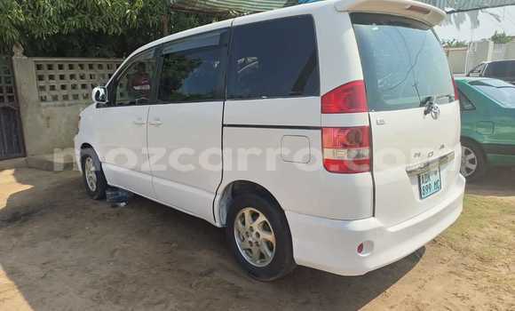 Buy Used Toyota Noah White Car in Maputo in Maputo Buy Used Toyota Noah White Car in Maputo in Maputo