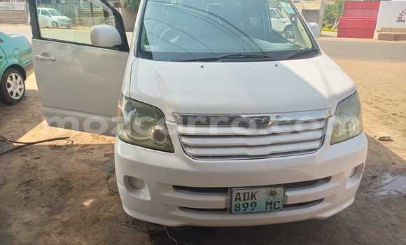 Buy Used Toyota Noah White Car in Maputo in Maputo Buy Used Toyota Noah White Car in Maputo in Maputo