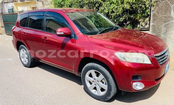 Comprar Usado Toyota Vanguard Vermelho Carro em Maputo em Maputo