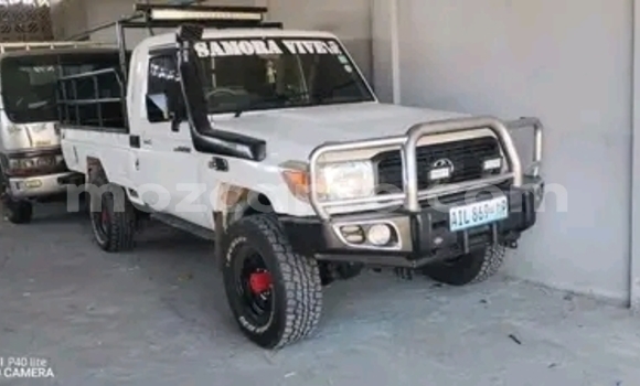 Tenga Tsaru Toyota Land Cruiser Chena Mota in Maputo in Maputo Tenga Tsaru Toyota Land Cruiser Chena Mota in Maputo in Maputo