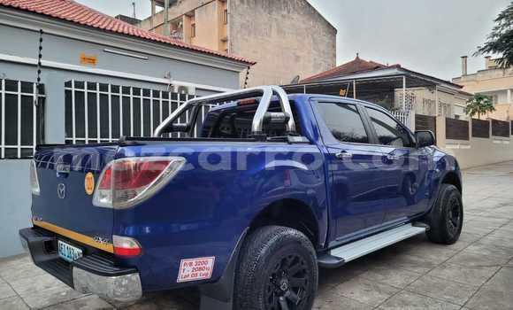 Nunua Ilio tumika Mazda BT-50 Bluu Gari ndani ya Maputo nchini Maputo Nunua Ilio tumika Mazda BT-50 Bluu Gari ndani ya Maputo nchini Maputo