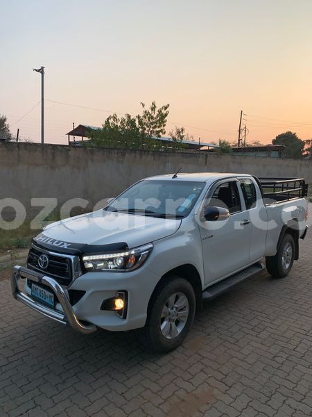 Big with watermark toyota hiluxe revo maputo maputo 18071