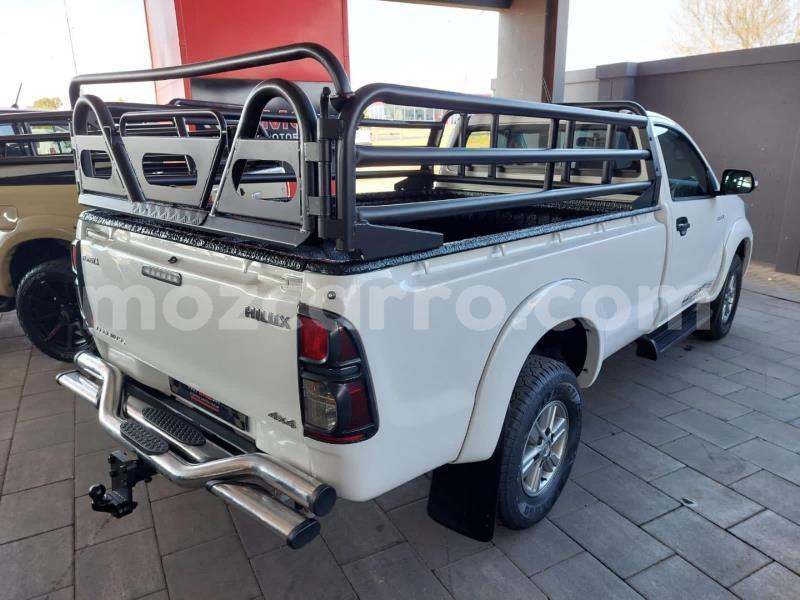 Big with watermark toyota hilux maputo maputo 18076