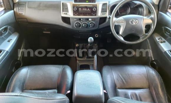 Comprar Usado Toyota Hilux Branco Carro em Maputo em Maputo Comprar Usado Toyota Hilux Branco Carro em Maputo em Maputo