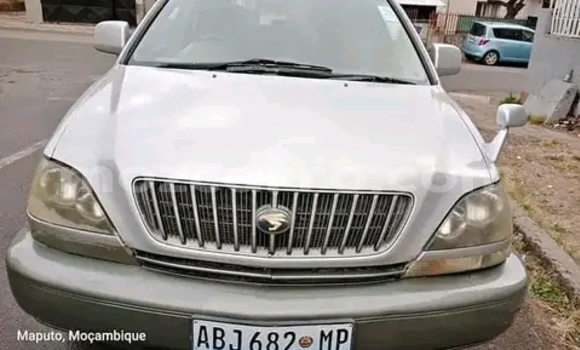 Tenga Tsaru Toyota Harrier Zvimwe Mota in Maputo in Maputo Tenga Tsaru Toyota Harrier Zvimwe Mota in Maputo in Maputo