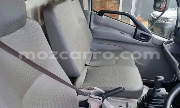Comprar Usado Toyota Dyna Branco Carro em Maputo em Maputo Comprar Usado Toyota Dyna Branco Carro em Maputo em Maputo