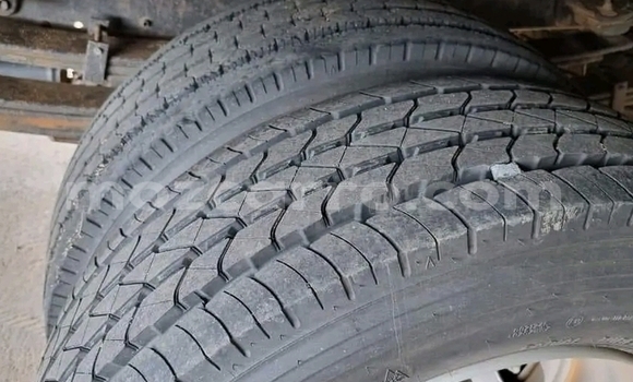 Comprar Usado Toyota Dyna Branco Carro em Maputo em Maputo Comprar Usado Toyota Dyna Branco Carro em Maputo em Maputo