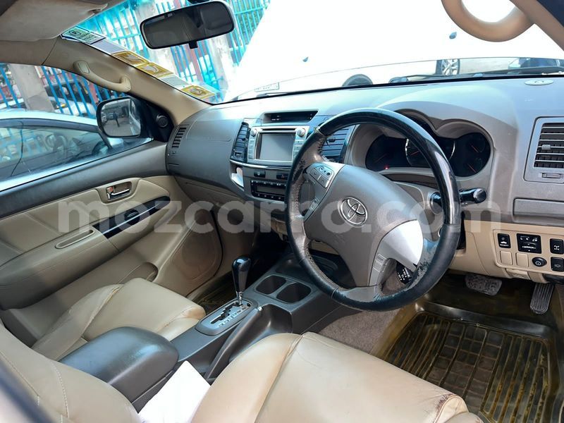 Big with watermark toyota fortuner maputo maputo 18089