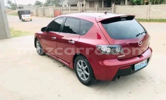 Nunua Ilio tumika Mazda Axela Nyekundu Gari ndani ya Maputo nchini Maputo
