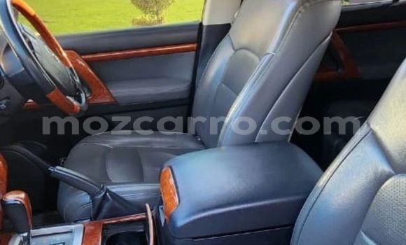 Comprar Usado Toyota Land Cruiser Branco Carro em Maputo em Maputo Comprar Usado Toyota Land Cruiser Branco Carro em Maputo em Maputo