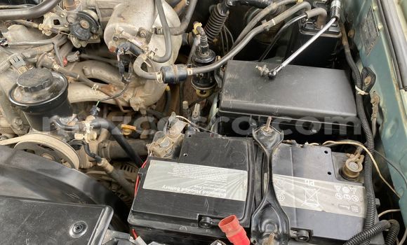 Nunua Ilio tumika Toyota Land Cruiser Prado Bluu Gari ndani ya Maputo nchini Maputo Nunua Ilio tumika Toyota Land Cruiser Prado Bluu Gari ndani ya Maputo nchini Maputo