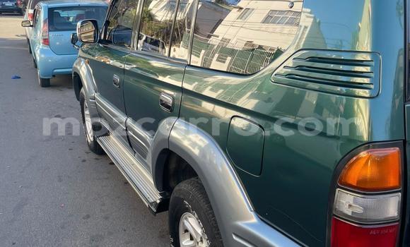 Nunua Ilio tumika Toyota Land Cruiser Prado Kijani Gari ndani ya Maputo nchini Maputo Nunua Ilio tumika Toyota Land Cruiser Prado Kijani Gari ndani ya Maputo nchini Maputo