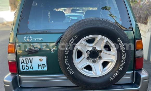 Nunua Ilio tumika Toyota Land Cruiser Prado Kijani Gari ndani ya Maputo nchini Maputo Nunua Ilio tumika Toyota Land Cruiser Prado Kijani Gari ndani ya Maputo nchini Maputo