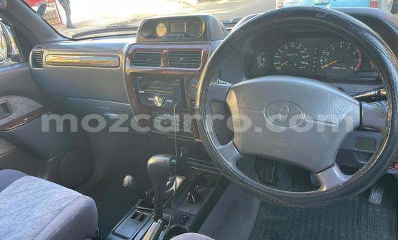 Nunua Ilio tumika Toyota Land Cruiser Prado Kijani Gari ndani ya Maputo nchini Maputo Nunua Ilio tumika Toyota Land Cruiser Prado Kijani Gari ndani ya Maputo nchini Maputo
