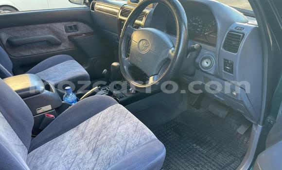 Nunua Ilio tumika Toyota Land Cruiser Prado Kijani Gari ndani ya Maputo nchini Maputo Nunua Ilio tumika Toyota Land Cruiser Prado Kijani Gari ndani ya Maputo nchini Maputo
