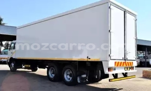 Comprar Usado Nissan UD Branco Caminhão em Maputo em Maputo Comprar Usado Nissan UD Branco Caminhão em Maputo em Maputo