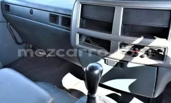 Comprar Usado Nissan UD Branco Caminhão em Maputo em Maputo Comprar Usado Nissan UD Branco Caminhão em Maputo em Maputo