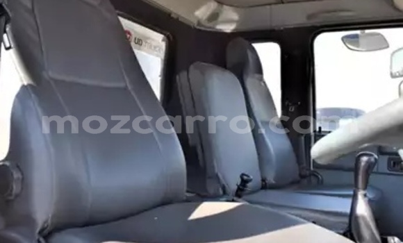 Comprar Usado Nissan UD Branco Caminhão em Maputo em Maputo Comprar Usado Nissan UD Branco Caminhão em Maputo em Maputo