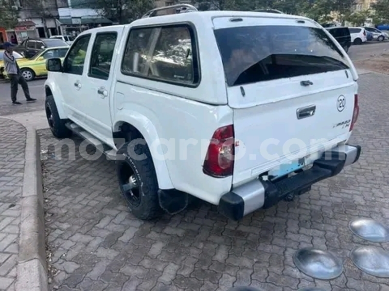 Big with watermark isuzu d max maputo maputo 18130