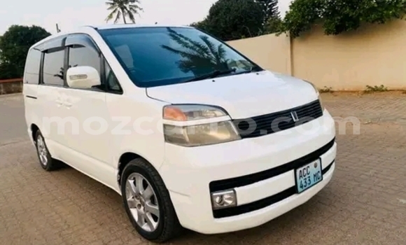 Buy Used Toyota Voxy White Car in Maputo in Maputo Buy Used Toyota Voxy White Car in Maputo in Maputo