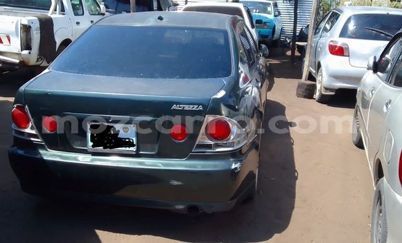 Comprar Usado Toyota Altezza Verde Carro em Inhambane em Inhambane