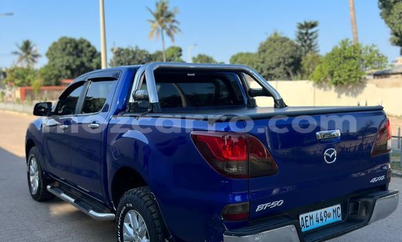 Nunua Ilio tumika Mazda BT-50 Bluu Gari ndani ya Maputo nchini Maputo Nunua Ilio tumika Mazda BT-50 Bluu Gari ndani ya Maputo nchini Maputo