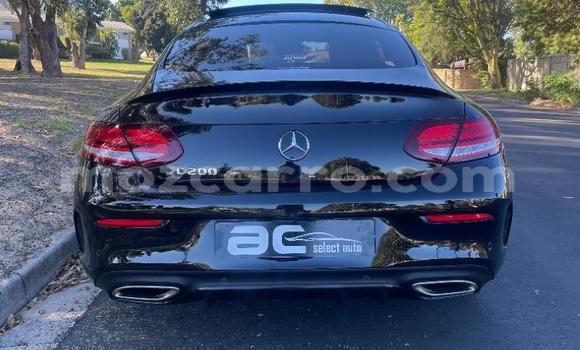 Comprar Usado Mercedes‒Benz C-Class Preto Carro em Maputo em Maputo Comprar Usado Mercedes‒Benz C-Class Preto Carro em Maputo em Maputo
