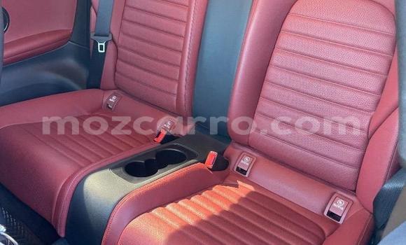Comprar Usado Mercedes‒Benz C-Class Preto Carro em Maputo em Maputo Comprar Usado Mercedes‒Benz C-Class Preto Carro em Maputo em Maputo