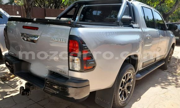 Tenga Tsaru Toyota Hiluxe Revo Zvimwe Mota in Maputo in Maputo Tenga Tsaru Toyota Hiluxe Revo Zvimwe Mota in Maputo in Maputo