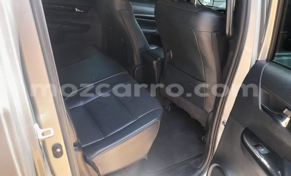 Tenga Tsaru Toyota Hiluxe Revo Zvimwe Mota in Maputo in Maputo Tenga Tsaru Toyota Hiluxe Revo Zvimwe Mota in Maputo in Maputo