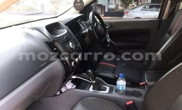 Tenga Itsva Ford Ranger Zvimwe Mota in Maputo in Maputo Tenga Itsva Ford Ranger Zvimwe Mota in Maputo in Maputo