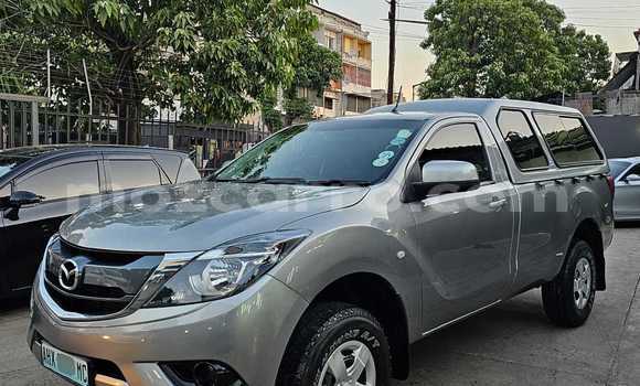 Comprar Usado Mazda BT-50 De outros Carro em Maputo em Maputo Comprar Usado Mazda BT-50 De outros Carro em Maputo em Maputo