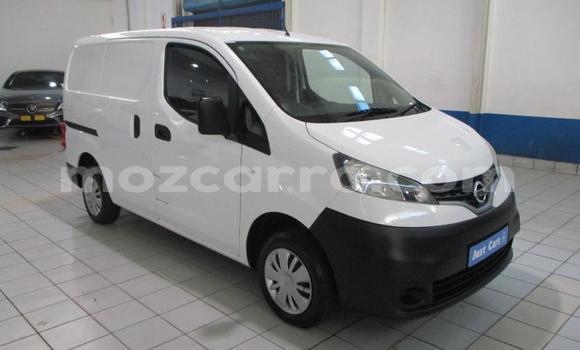 Comprar Usado Nissan NV200 Branco Carro em Maputo em Maputo Comprar Usado Nissan NV200 Branco Carro em Maputo em Maputo