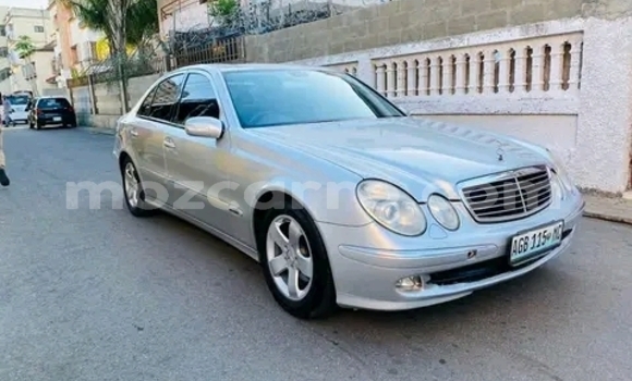 Comprar Usado Mercedes-Benz E200 De outros Carro em Maputo em Maputo Comprar Usado Mercedes-Benz E200 De outros Carro em Maputo em Maputo