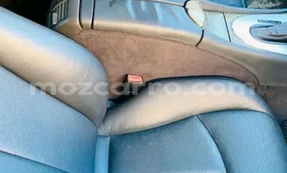 Comprar Usado Mercedes-Benz E200 De outros Carro em Maputo em Maputo Comprar Usado Mercedes-Benz E200 De outros Carro em Maputo em Maputo