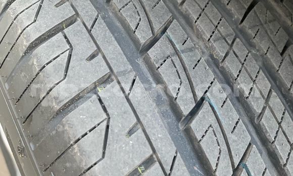 Comprar Usado Honda CR-V Branco Carro em Maputo em Maputo Comprar Usado Honda CR-V Branco Carro em Maputo em Maputo