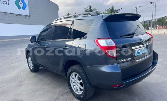 Nunua Ilio tumika Toyota Vanguard Nyingine Gari ndani ya Maputo nchini Maputo Nunua Ilio tumika Toyota Vanguard Nyingine Gari ndani ya Maputo nchini Maputo